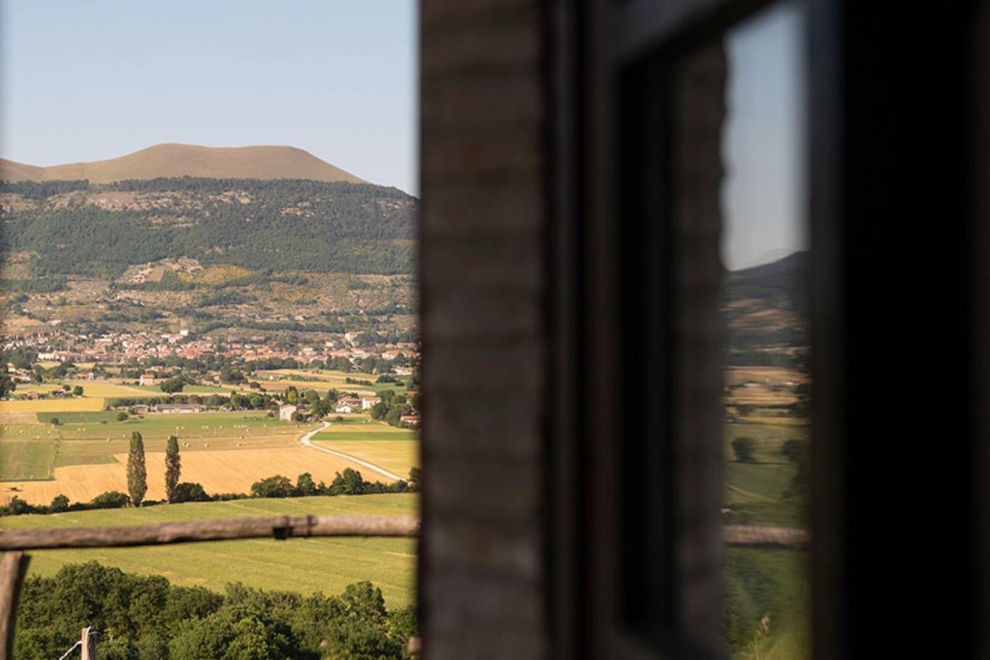 Fonte Chiara Villa Gubbio Eksteriør bilde