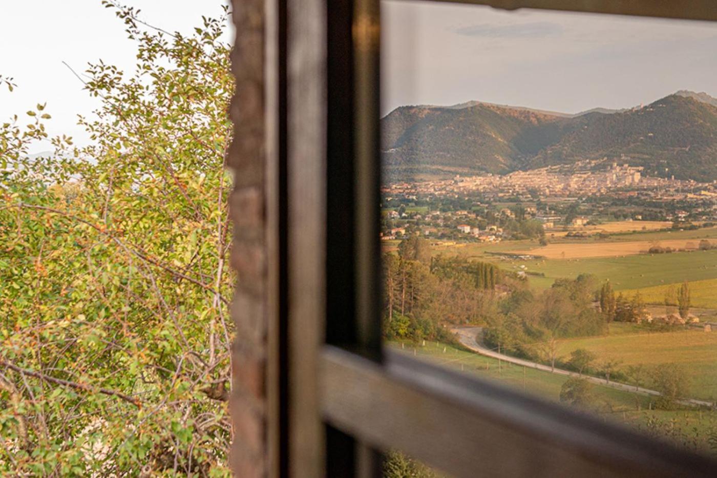 Fonte Chiara Villa Gubbio Eksteriør bilde